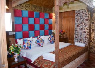 New Lakes Crown Group Of Houseboats - Srinagar - 5