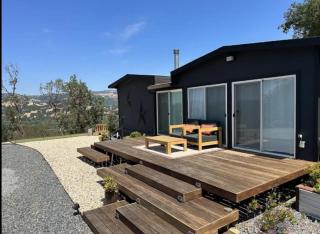 Spectacular vineyard views - 6