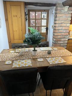 Corner Cottage - Knaresborough - 2