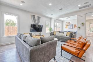 Charming 4BR Holiday Home in Houston Heights - Houston - 2
