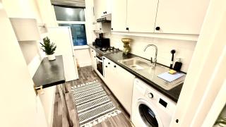 3 Bedroom in a great location - 7
