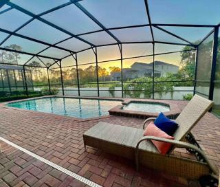 Mario's Magic Mansion - Family fun! Private heated pool & spa 4 miles to Disney! - Kissimmee - 6