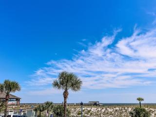 Brent's Beachside Cloud - Tybee Island - 1