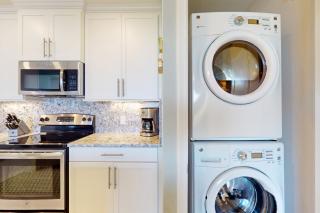 Changes in Lattitude 401 - 1