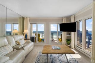 Gone Coastal! Mid-rise building with a one-story floor plan! Complimentary Activities! - Panama City Beach - 9