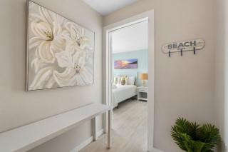 Gone Coastal! Mid-rise building with a one-story floor plan! Complimentary Activities! - Panama City Beach - 7
