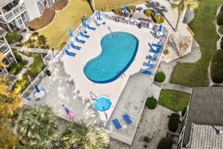 Emerald Escape-Ground Floor in Golf Colony - 9