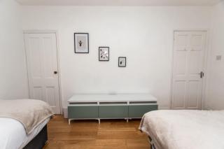 Green Road, Long Stay Disc, Parking, Sleeps 7, 3 Bedrooms - 5