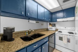 1st Floor Resort Condo! No Elevators! Free Beach Chair Service! by Dolce Vita Getaways PCB - Panama City Beach - 1