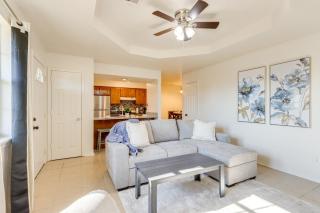 Home with Fenced Yard Near Dtwn Rogers! - 6