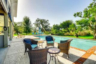Pool, Fire Pit and Tennis Court Gem in Bay St Louis - Shoreline Park - 0