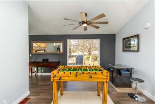 Charming 3-Bedroom Home in Bend with Hot Tub Game Room & Spacious Family Dining - 2