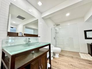 Luxury 1 Bedroom with Seaview Seawinds - 7