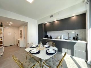 227-2212AM DOWNTOWN MIAMI STUDIO - 0