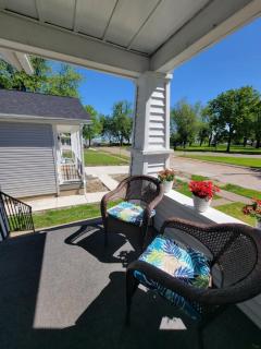 Lake Erie Beach Hutch - Port Clinton - 1