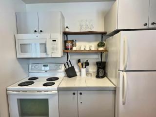 The Sunny Paradise - 1