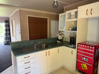 Double story home with private downstairs rooms and bathroom - Rotorua - 3