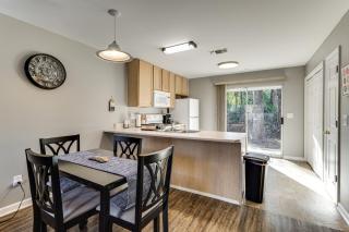 3 Mi to FSU Townhome with Patio in Tallahassee! - 4