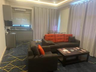 Seven Heaven Plaza - 7