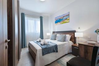 Luxurious & Spacious 2BD Penthouse with Large Terrace & Jacuzzi at The Podium - Yacht Marina Area, Close to Valletta - 6