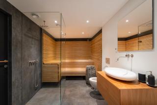 Ocean view in first row. Architectural pearl - 9