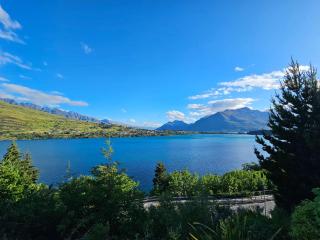 Queenstown Getaway with Stunning Alpine Views - Queenstown - 7