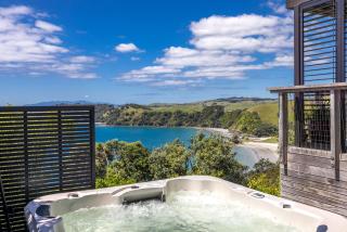 Belle Cove Villa, Spectacular Sea Views - Be My Guest - - 9