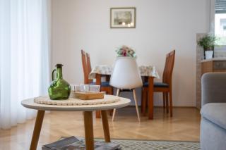 Split Žnjan Beach Apartment with Parking - 6