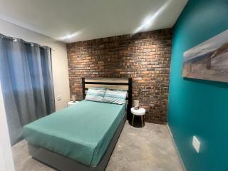 Renown Claire's Hill - Durban - 7