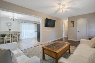 Shady Pines Retreat - Hope Mills - 1