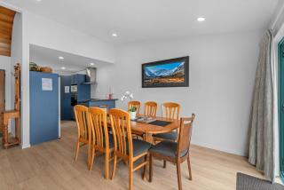 Frankton House - Queenstown Holiday Home - Queenstown - 6