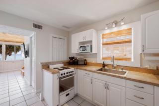 Gulf front with sand and water access - 2