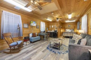 Cedar Hill Depot - 9