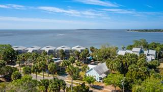 Petes Retreat - Walk to downtown - Cedar Key - 9