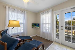 Daisy House - Cedar Key - 5