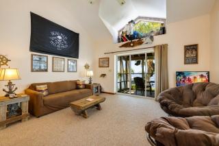 Serenity by the Sea Waterfront Condo - Cedar Key - 4