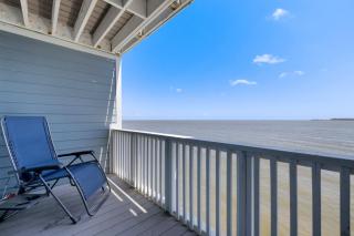 Cedar Key Breeze Gulf front townhouse - 2