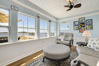 Pelican Place - Waterfront launch and fire pit - 9