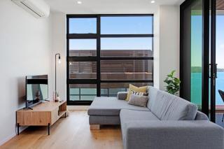 Catalina Bay Sweet Escape with Carpark - Air-con - Auckland - 2