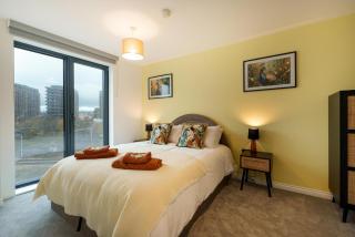 Golden Escape, 2Bed 2Bath, Leeds Center & Stadium 10 mins - Beeston Hill - 0