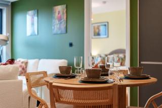 Golden Escape, 2Bed 2Bath, Leeds Center & Stadium 10 mins - Beeston Hill - 3