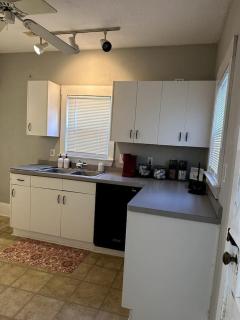 446) Massive 3 bedroom - Lakewood - 7