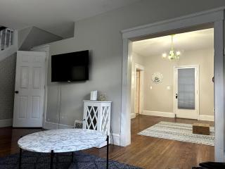 446) Massive 3 bedroom - Lakewood - 5