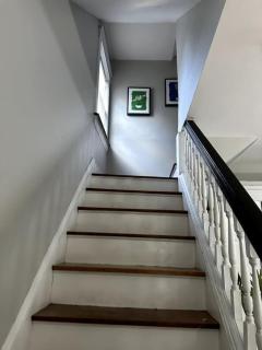 446) Massive 3 bedroom - Lakewood - 1