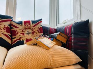 Clarence Quarters Self-Catering Guest House - Portsmouth - 5