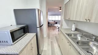Stylish South Beach Apartment With Modern Flair - Miami Beach - 2