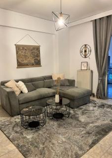 Modern Stay near Acropolis with Big Balcony - Athens - 8