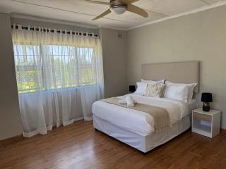 Casa Blanca Home - Kingsburgh - 4