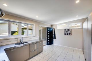 Sea Deck Haven - Hastings Holiday Home - Haumoana - 3