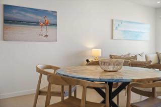 Beachfront - Flamingo Luxury 2BR condo - E423 - Palm-Eagle Beach - 8
